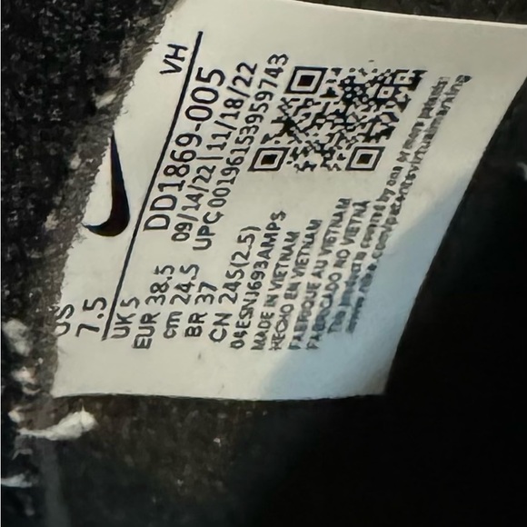 NIKE W DUNK HIGH sneakears-Offers of half off or more ignored/declined/blocked!